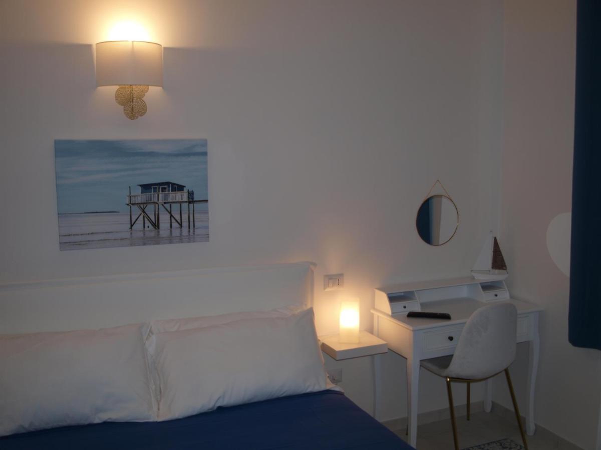 Sogno Rooms - Stanze private vista porto, nel cuore del Borgo Termoli Esterno foto